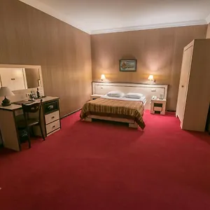4* Otel Rikhe Monika